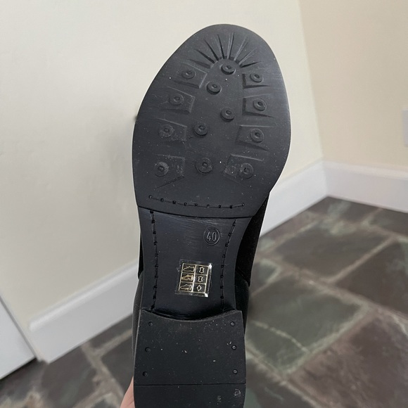 Never worn black suede knee-high boots. - Picture 5 of 8